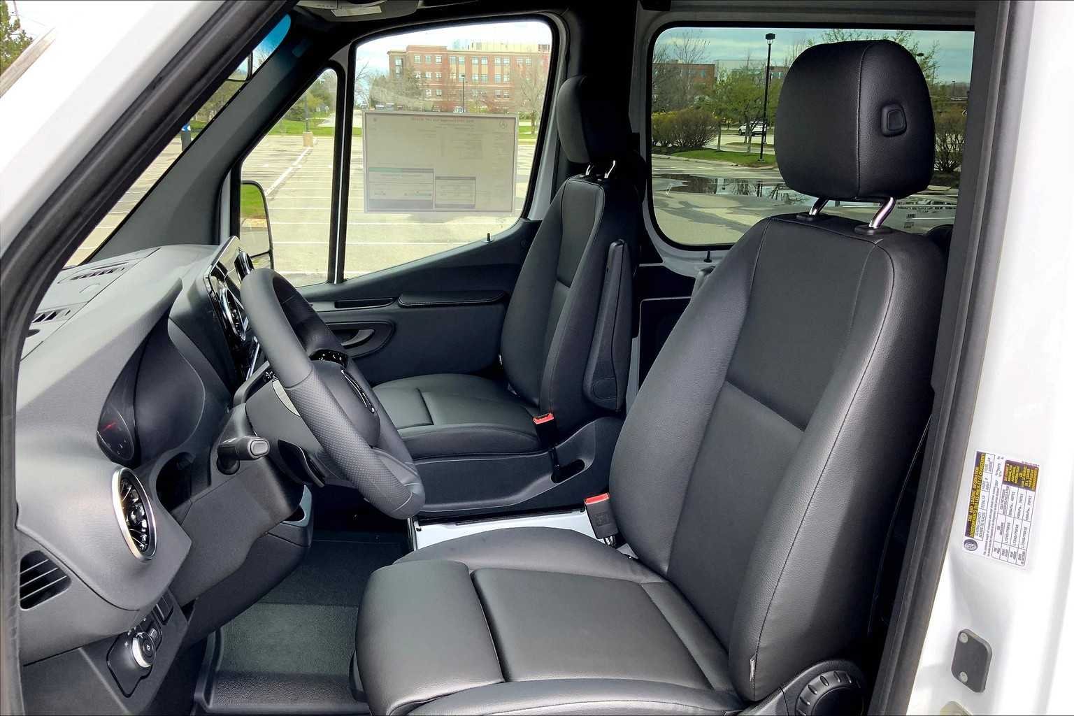 2025 Mercedes-Benz Sprinter Passenger Van Base - Photo 12