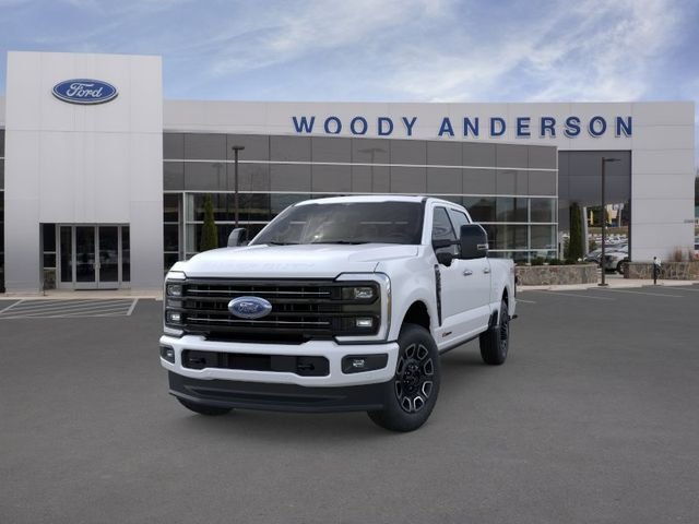 New 2026 Star White Metallic Tri-Coat Ford Platinum image 2