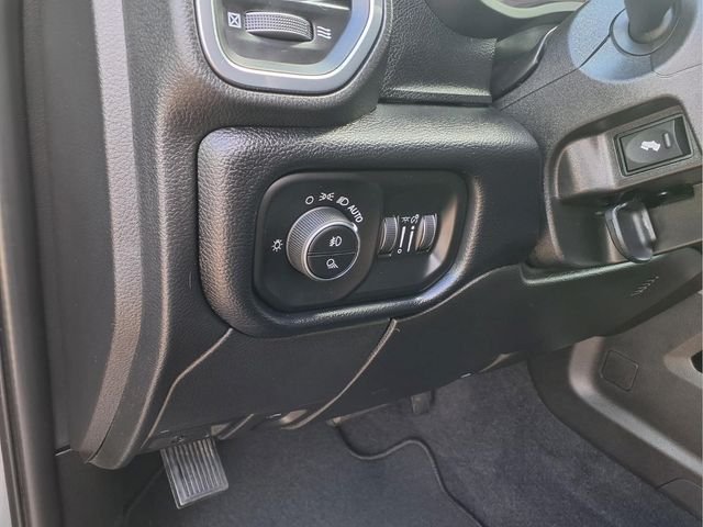 New 2026 Ceramic Gray Clear-Coat Exterior Paint RAM Laramie image 25