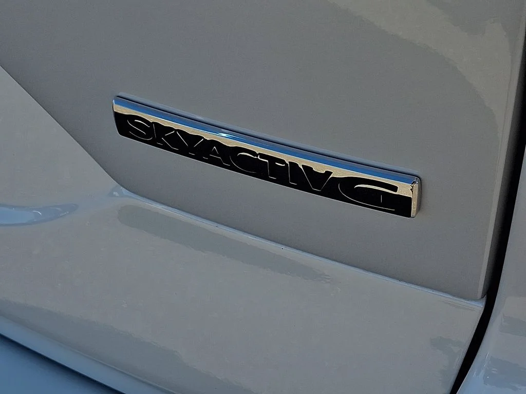 Used 2024 Rhodium White Metallic Mazda 2.5 S Select Package image 32