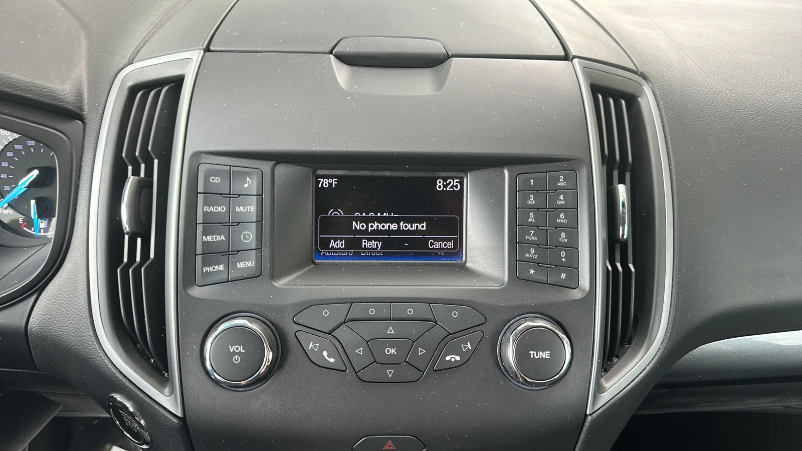 Used 2018 Black Ford SE image 11