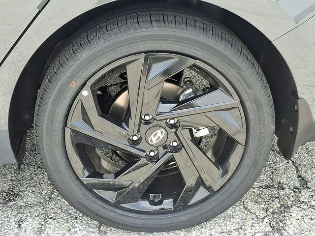 New 2026 Gray Hyundai SEL Sport image 18