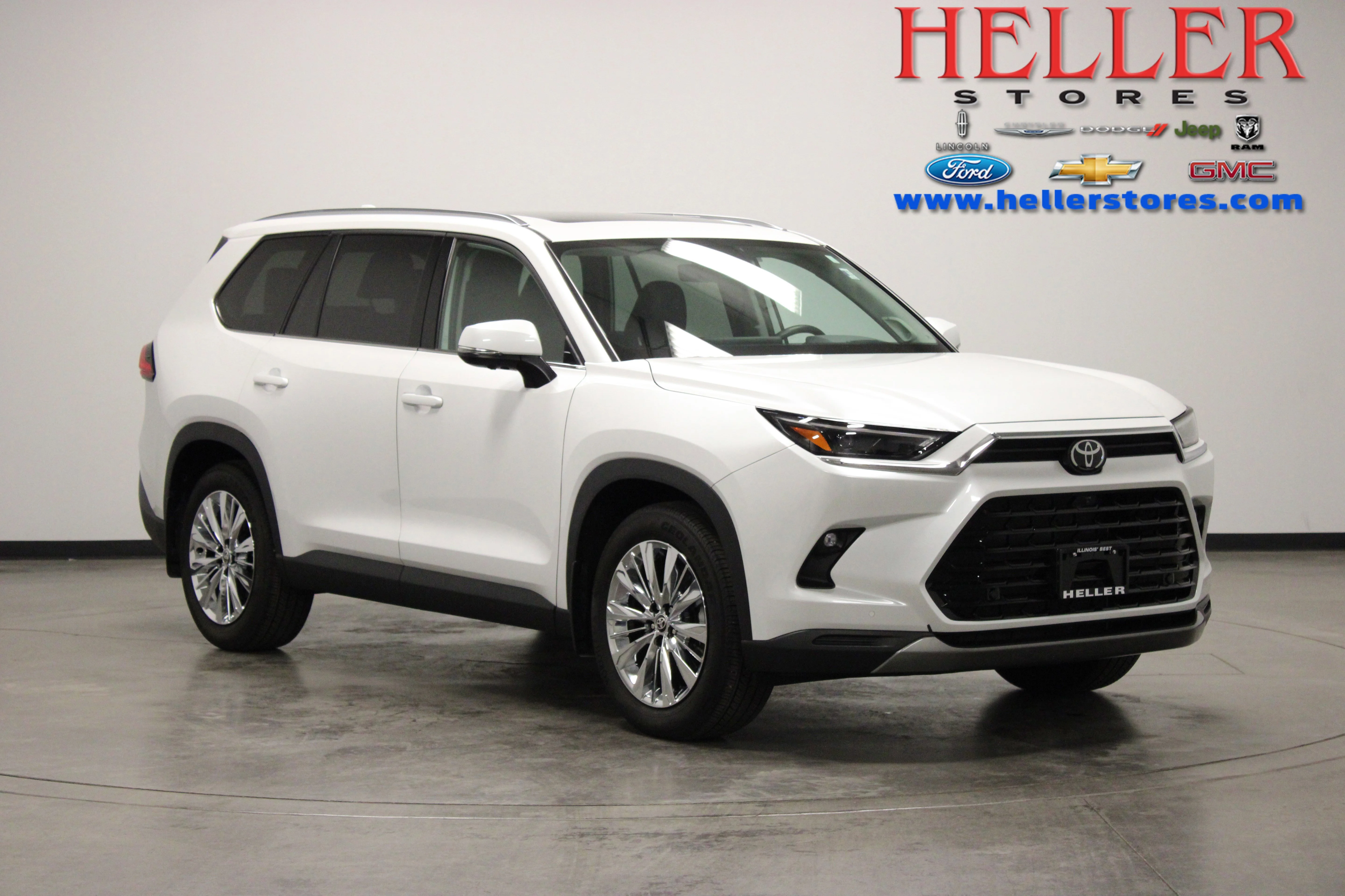 Used 2024 Pearl Toyota Platinum image 1