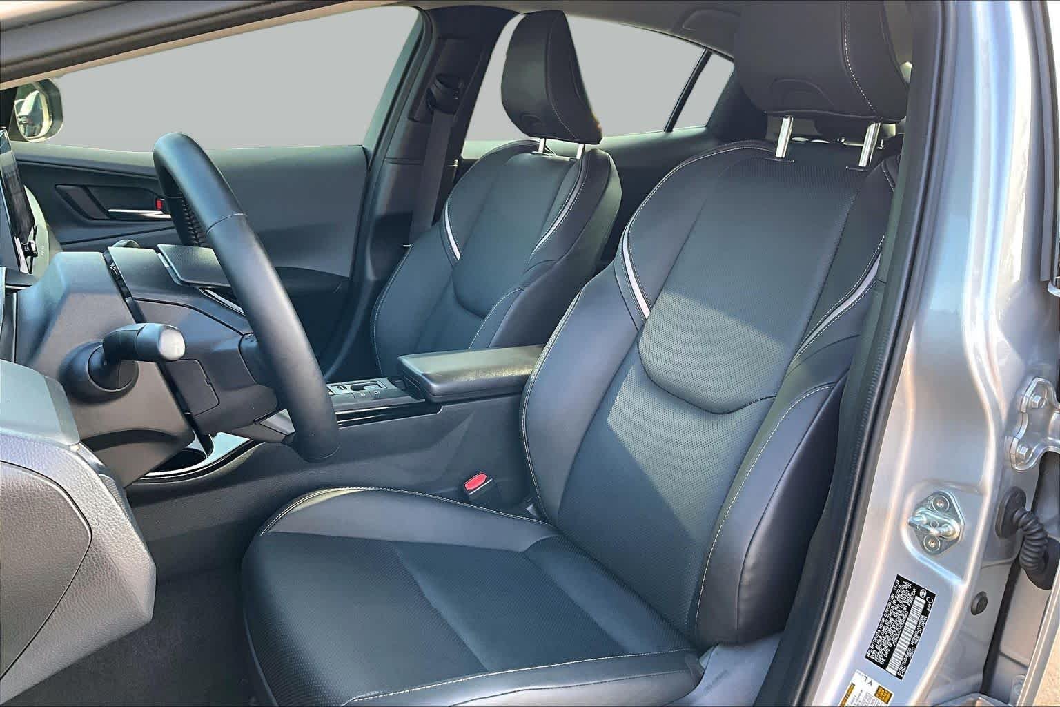2024 Toyota Prius XLE - Photo 7