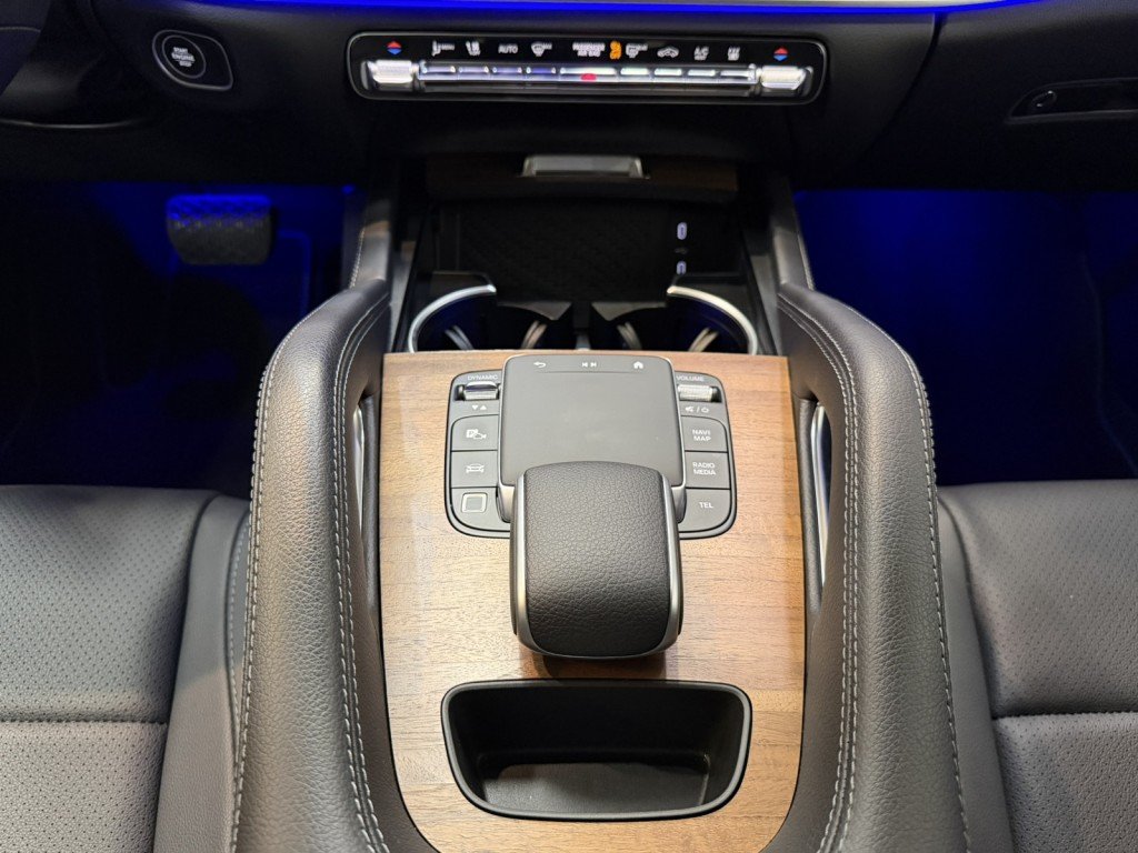 2025 Mercedes-Benz GLE GLE450E - Photo 15