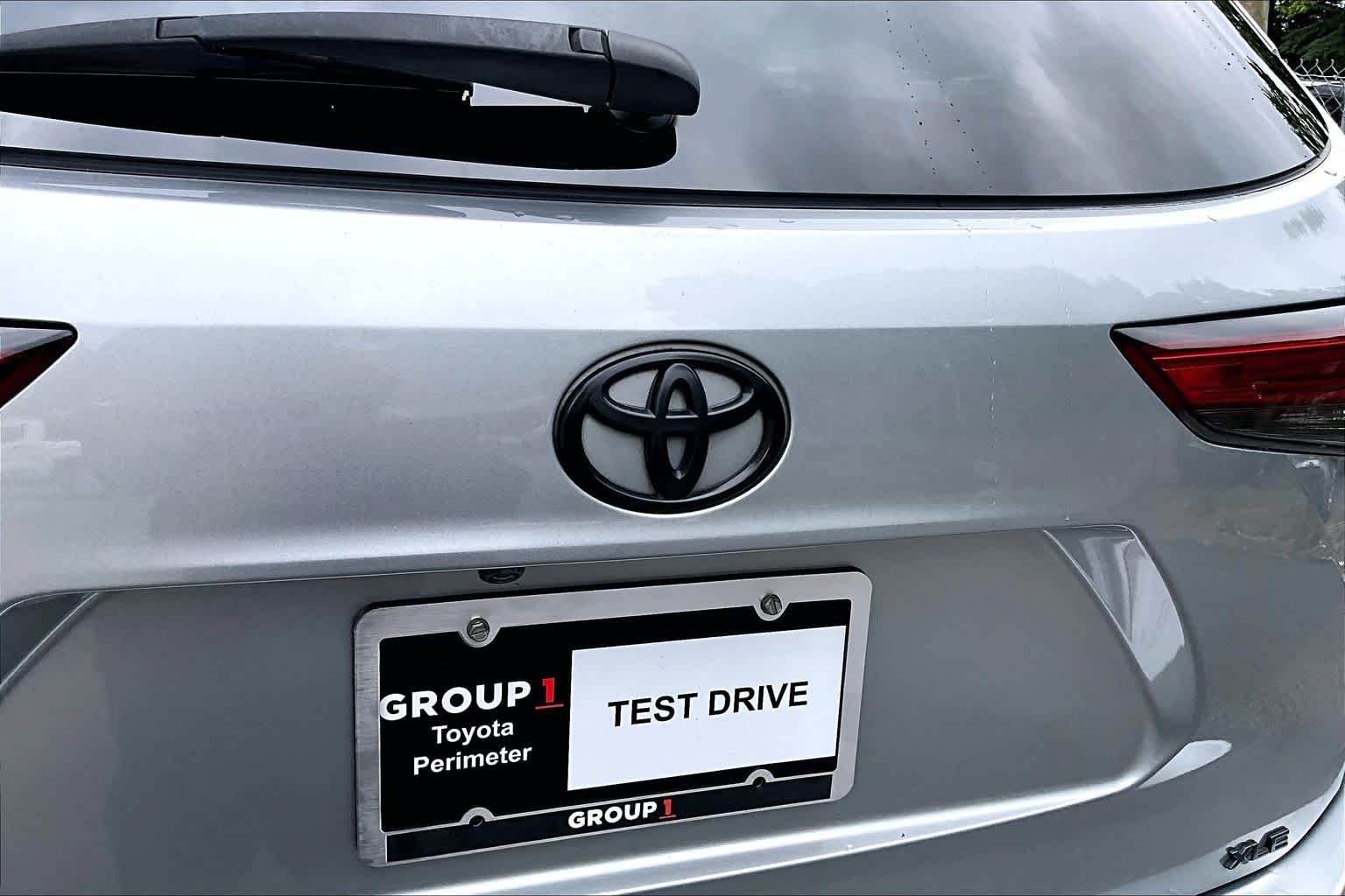 Used 2022 Celestial Silver Metallic Toyota XLE image 31