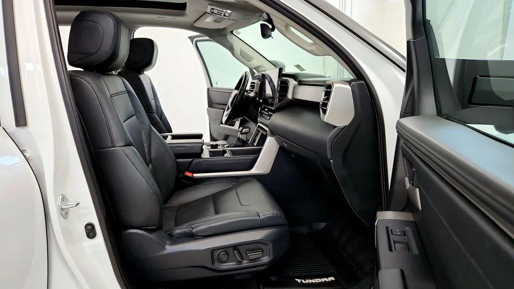 2022 Toyota Tundra Limited - Photo 16