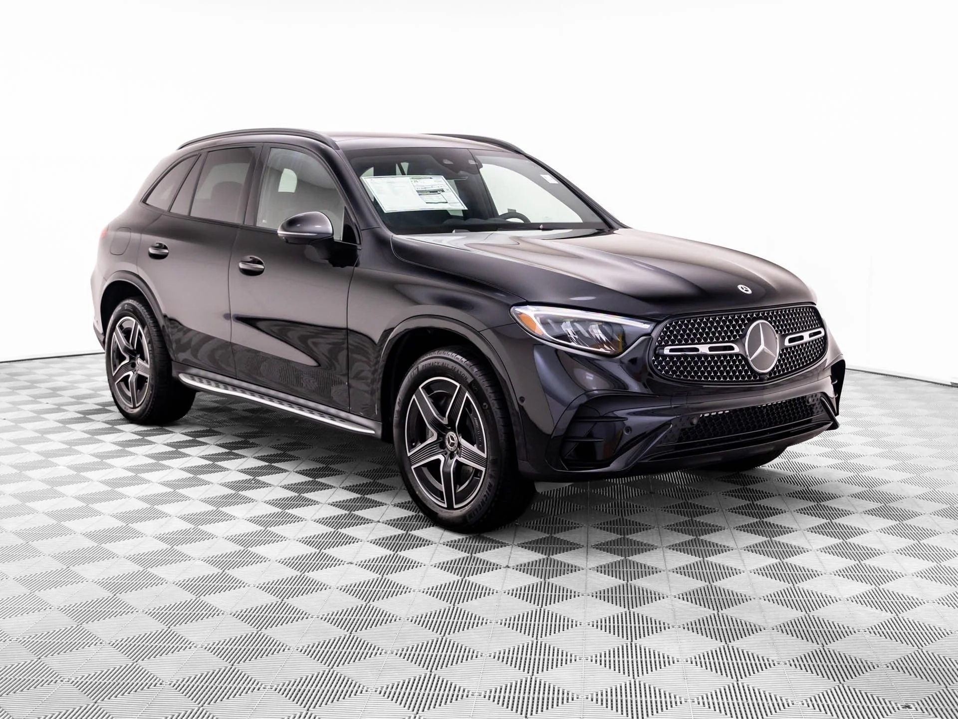 New 2027 Black Mercedes-Benz GLC 300 image 7
