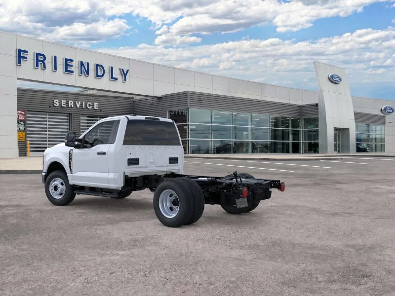 New 2026 Oxford White Ford F-350® XL image 4