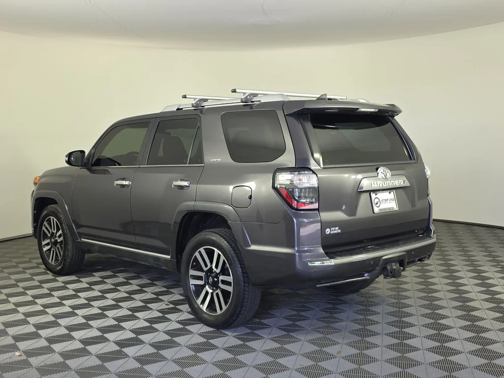 Used 2018 Gray Toyota Limited image 5
