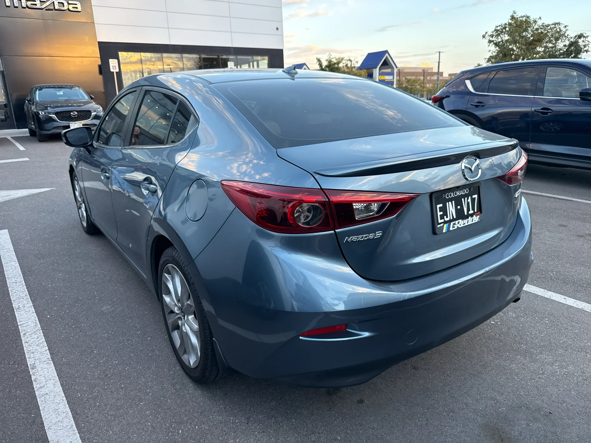 Used 2015 Blue Reflex Mica Mazda s Grand Touring image 4