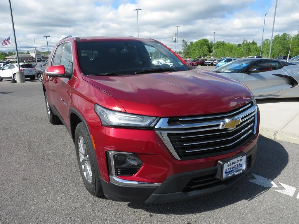 Used 2023 Radiant Red Chevrolet LT image 3