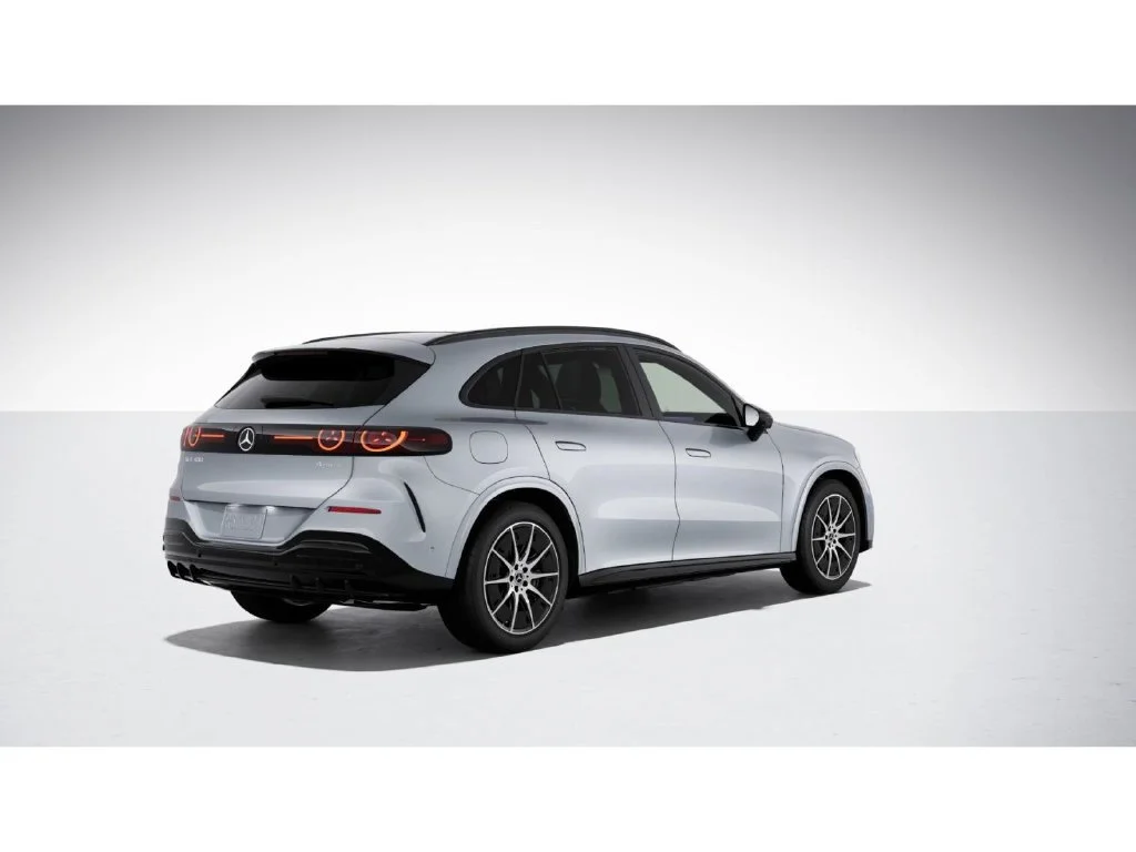 New 2027 Silver Mercedes-Benz GLC 400 image 21