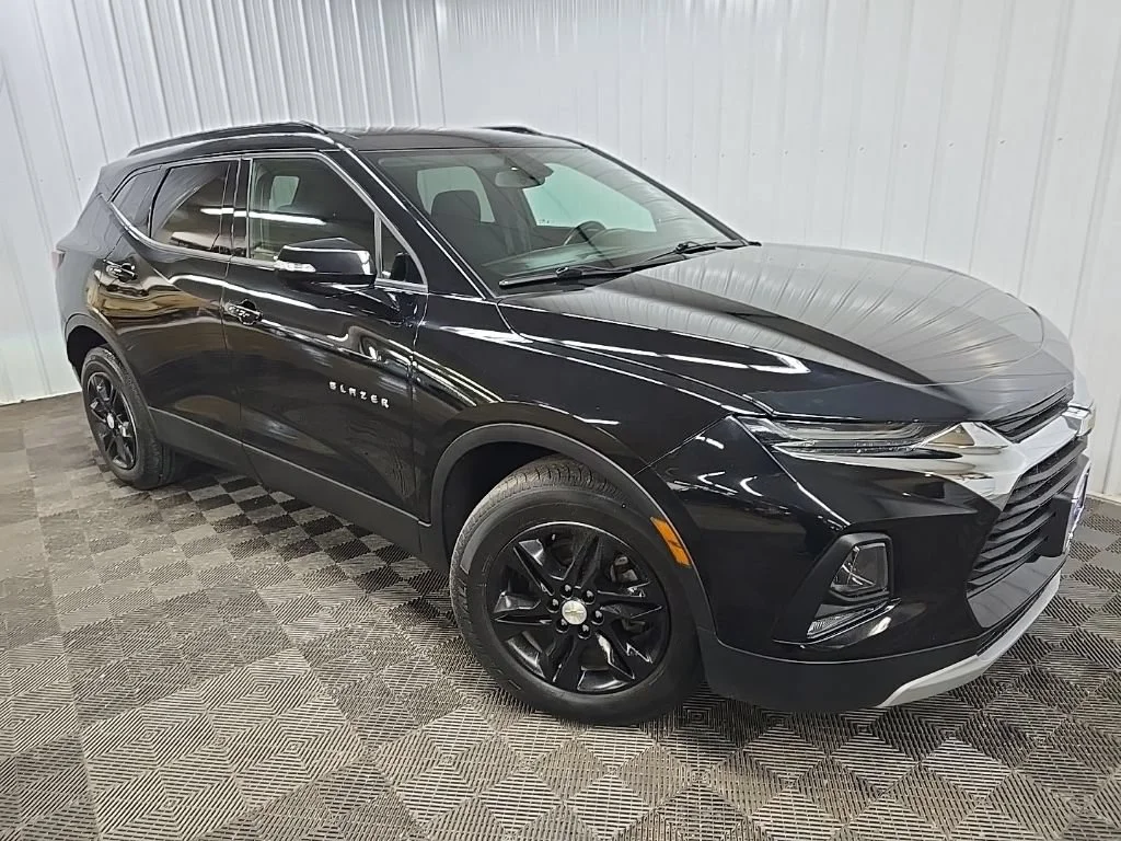 Used 2020 BLACK Chevrolet LT image 7