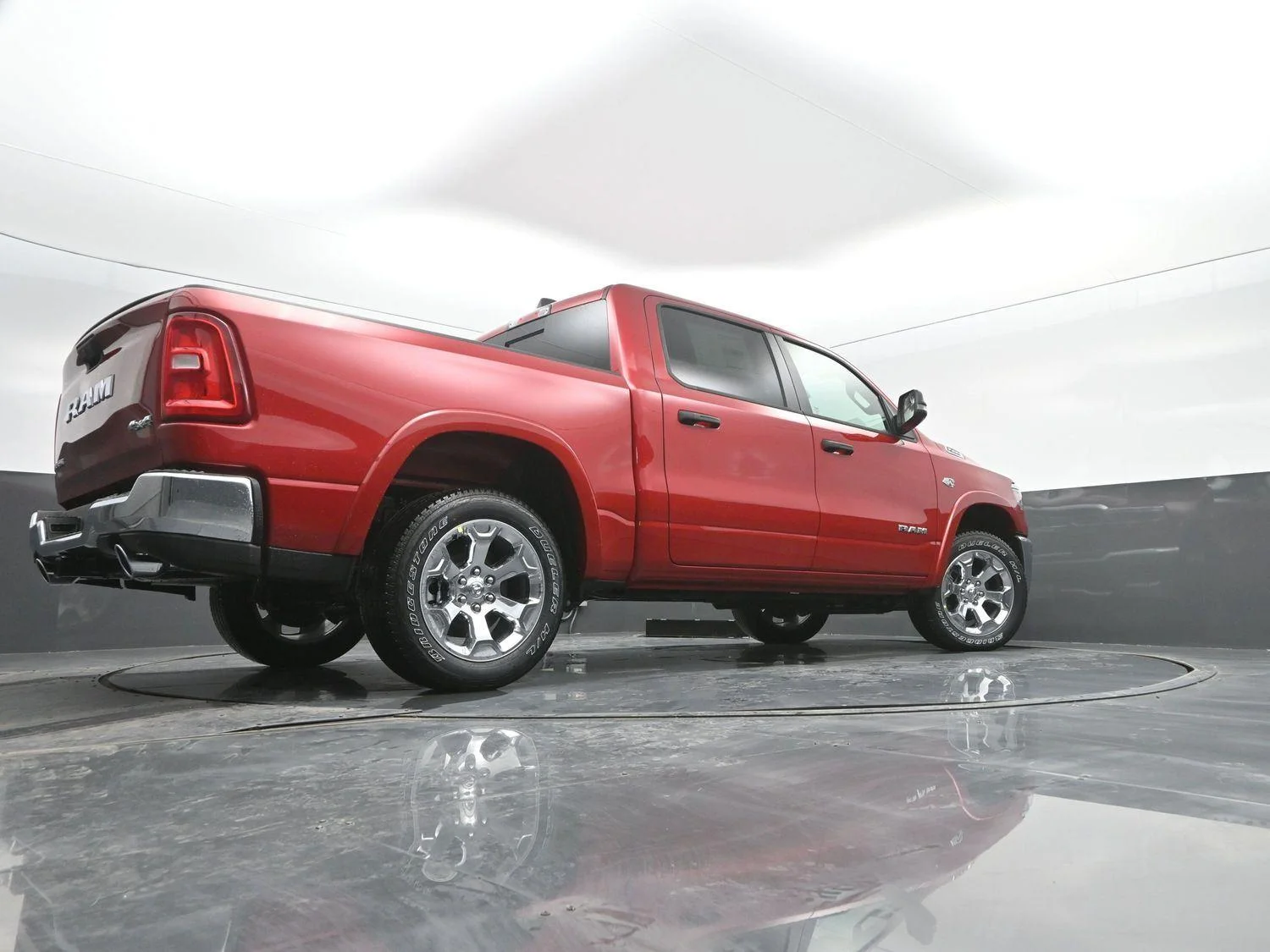 New 2026 Molten Red Pearl-Coat Exterior Paint RAM Big Horn image 37