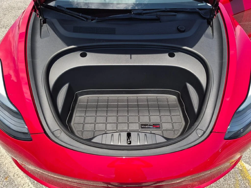 Used 2022 Red Tesla Long Range image 22