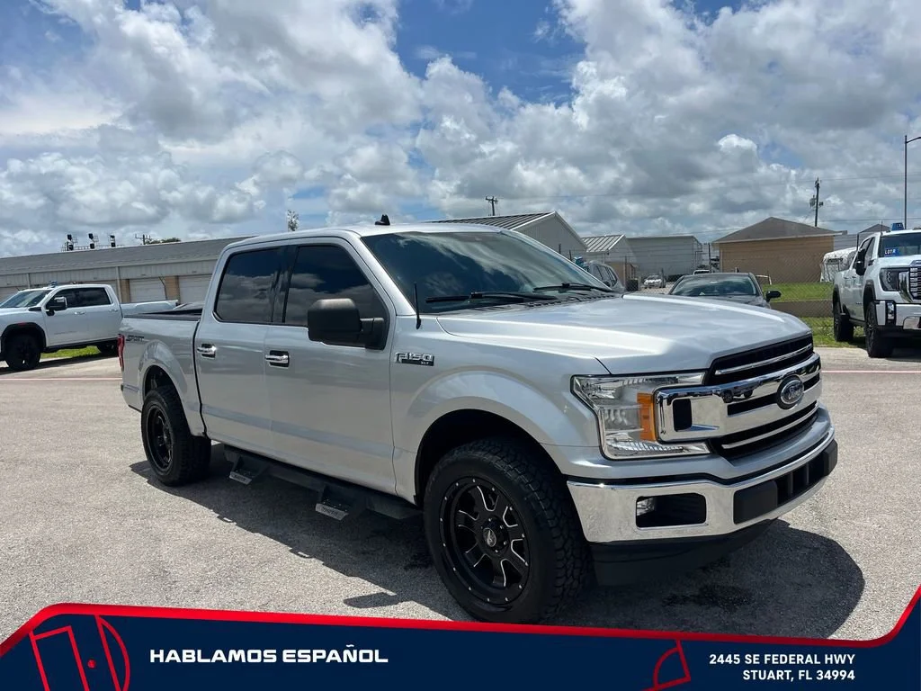 Used 2019  Ford XL image 2
