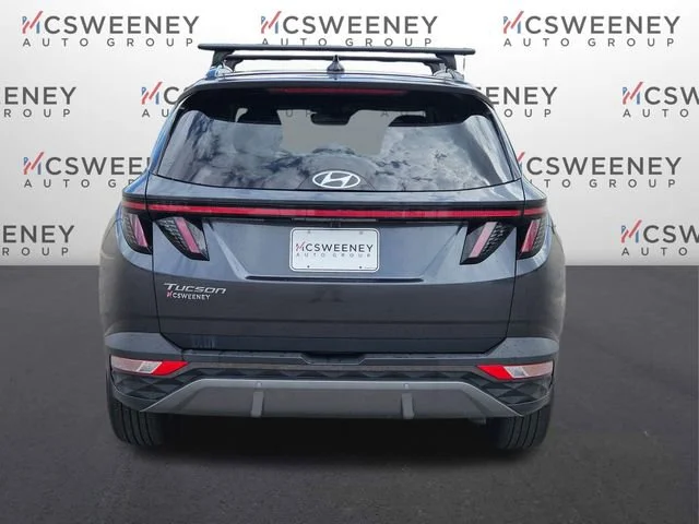 Used 2023 Black Hyundai Limited image 4