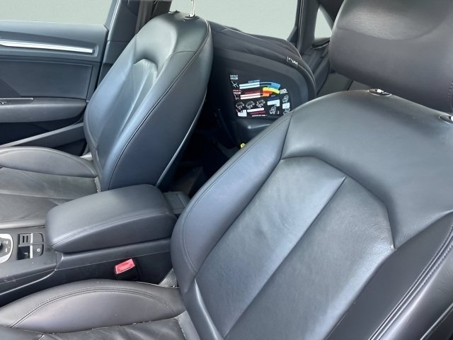 Used 2015 Monsoon Gray Metallic Audi 2.0T Premium image 11