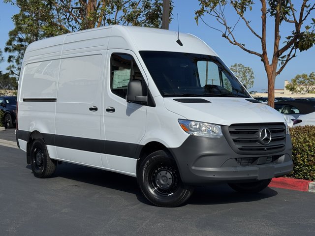 2026 Mercedes-Benz Sprinter 2500 170 WB HO High Roof's photo
