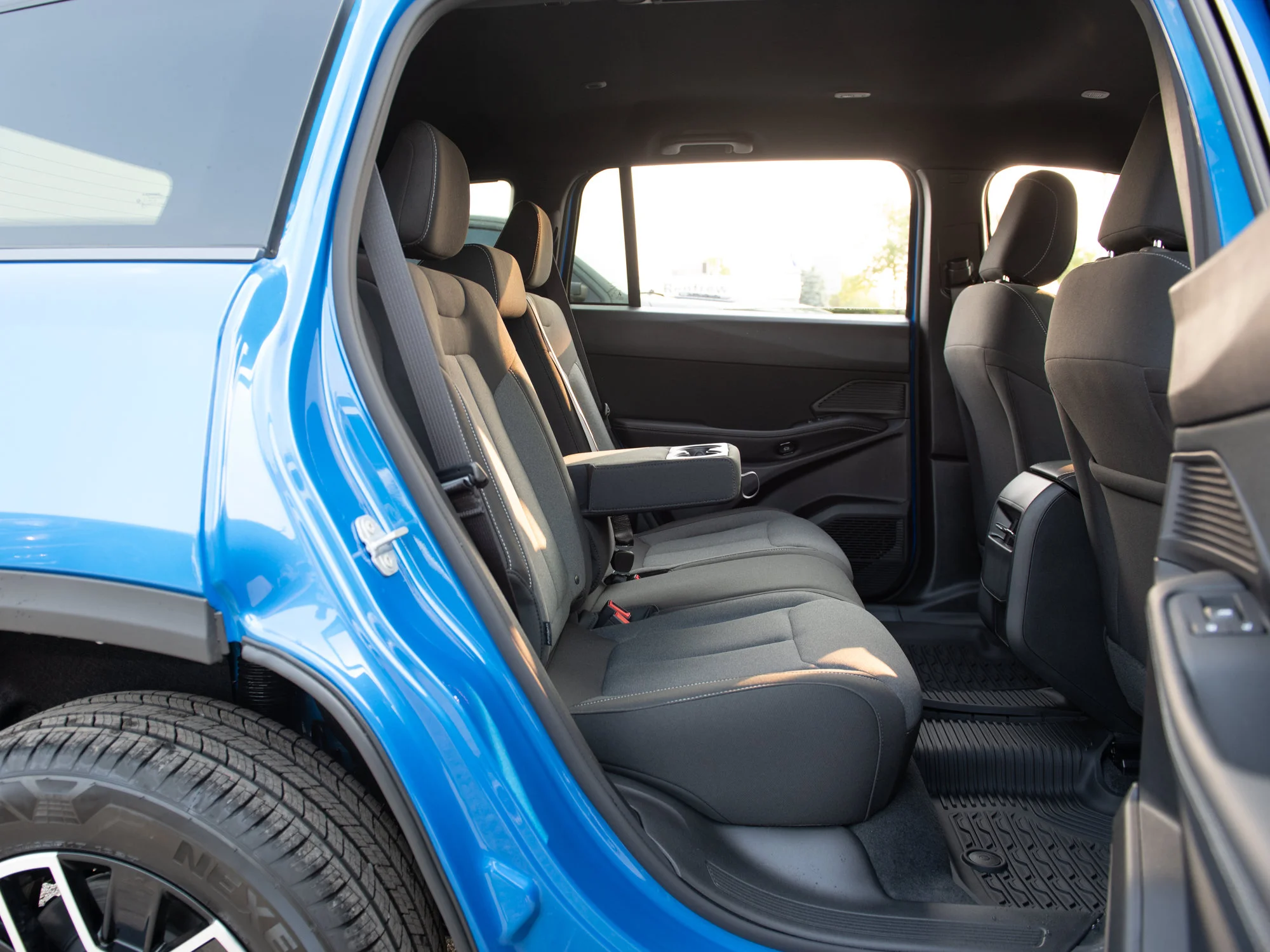 New 2026 Blue Jeep Base* Hybrid, 6.3L/100kms, Heated Seats, Adaptive Cruise image 24