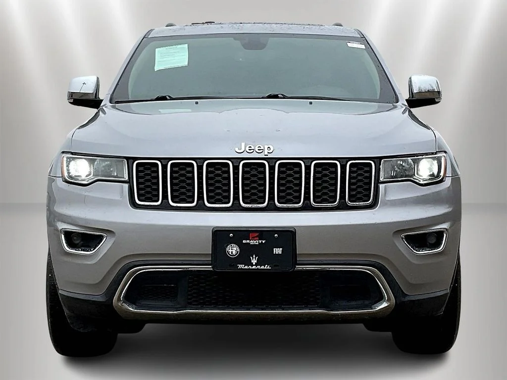 Used 2020 Billet Silver Metallic Jeep Limited image 2