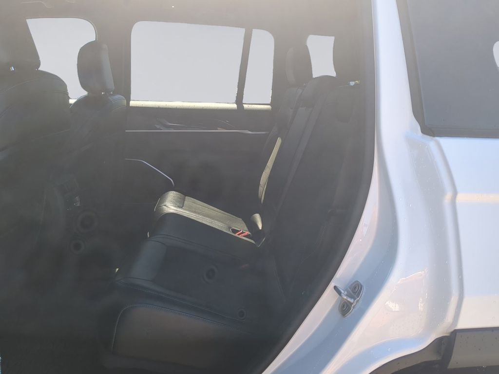 Used 2022 White Jeep Trailhawk 4xe image 18