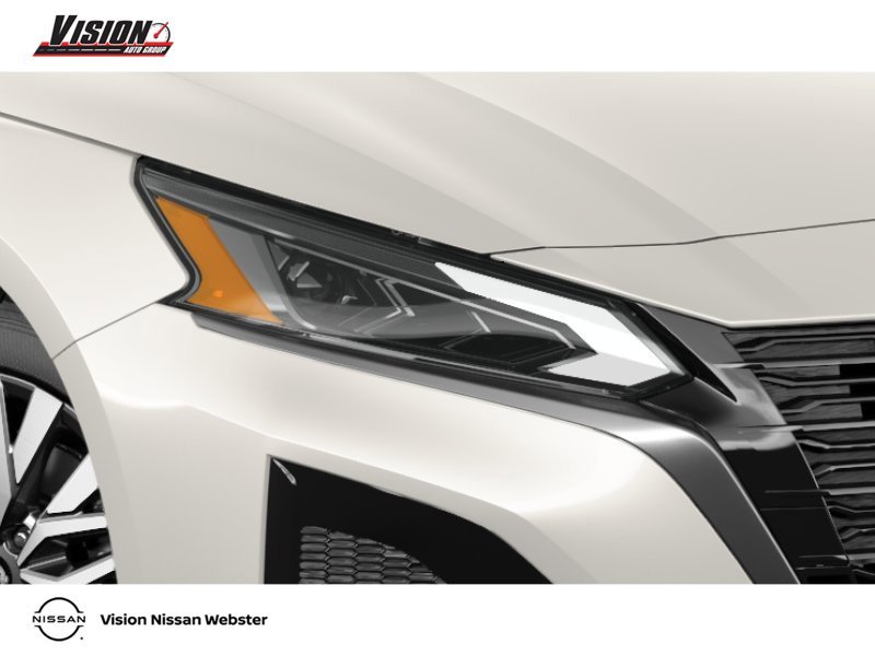 New 2026 White Nissan 2.5 SV image 11