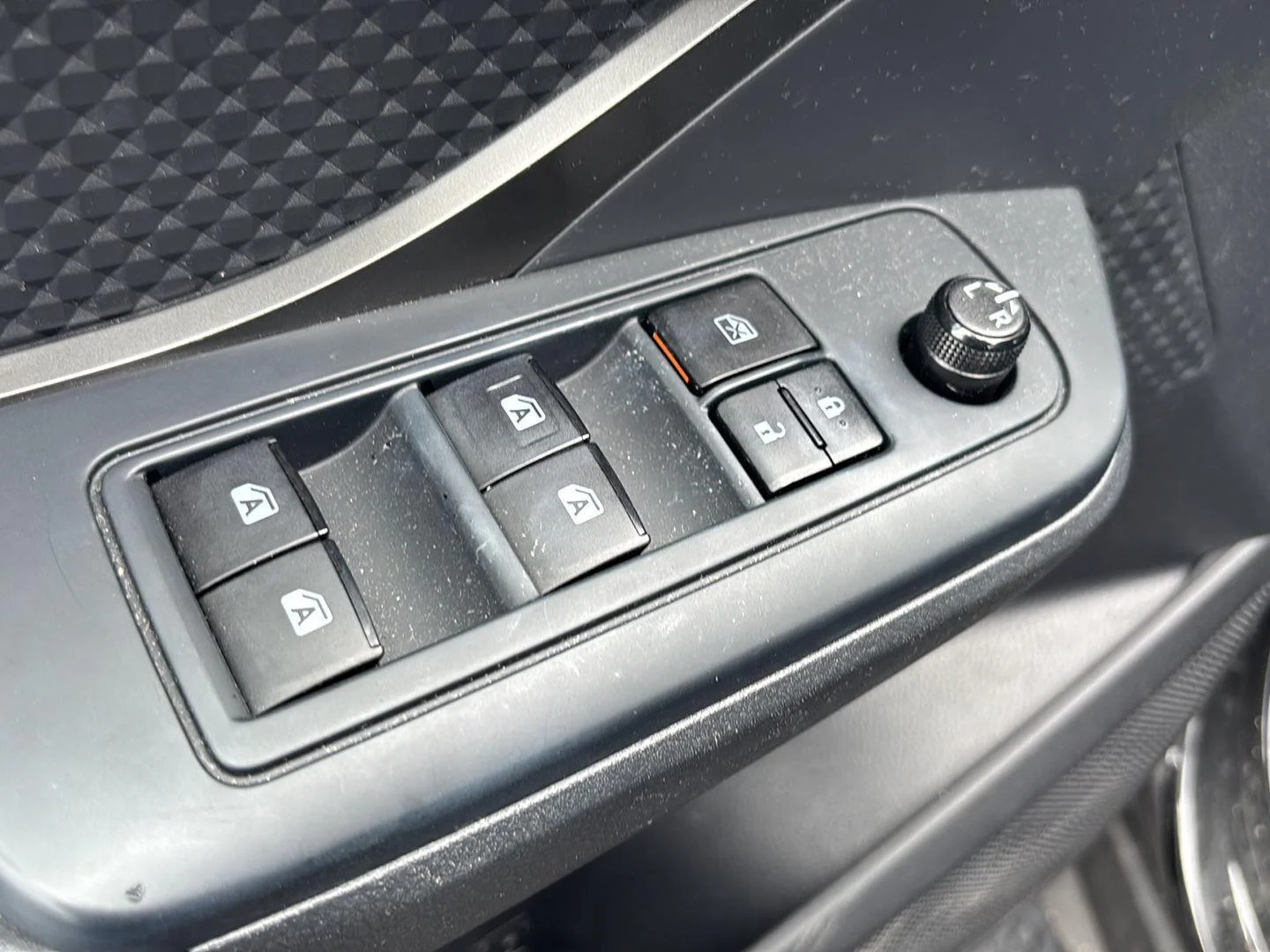 Used 2019 Black Sand Pearl Toyota LE image 7