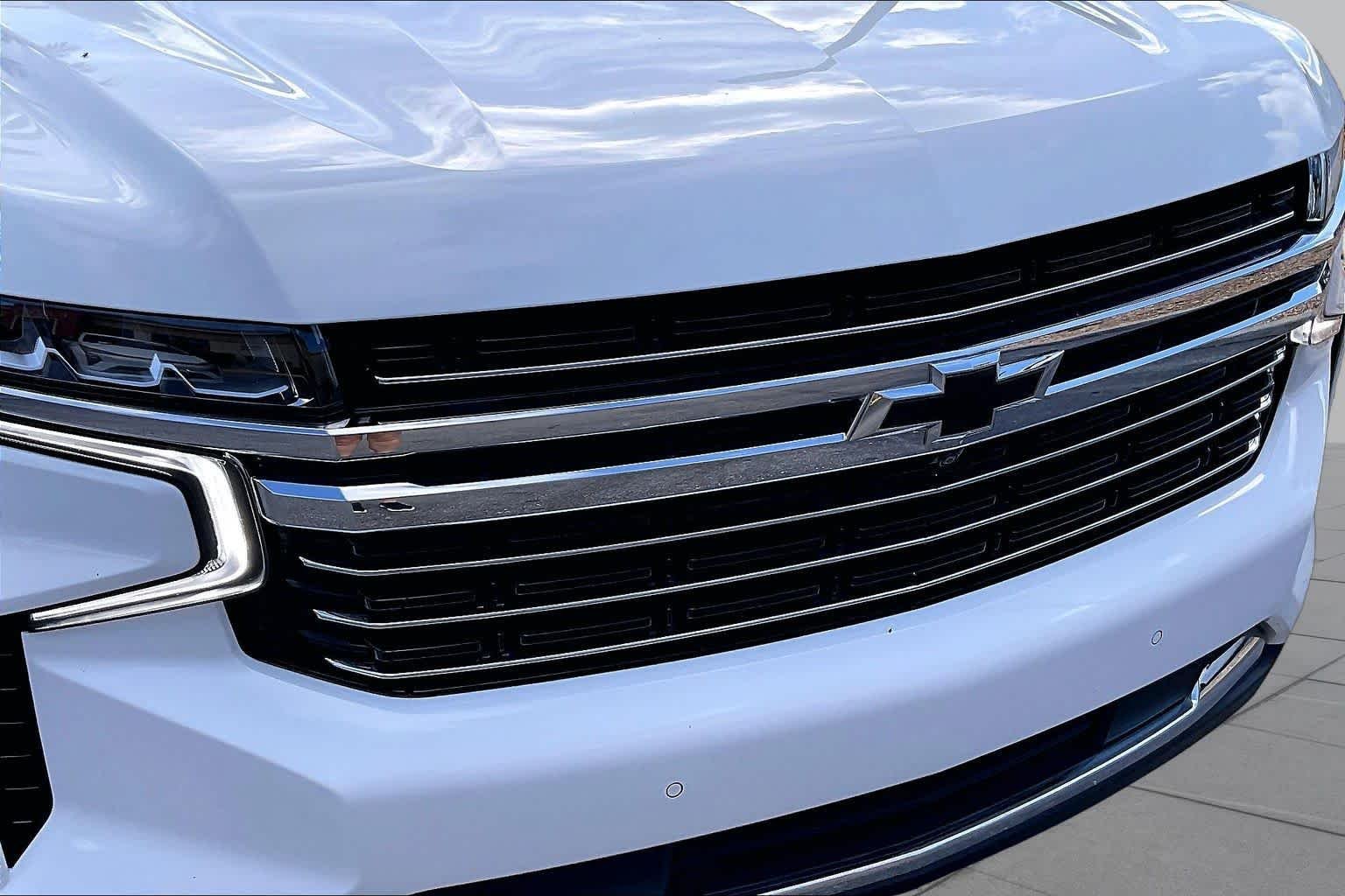 Used 2023 Summit White Chevrolet LT image 58
