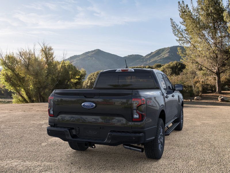 New 2025 Shadow Black Ford XLT image 29