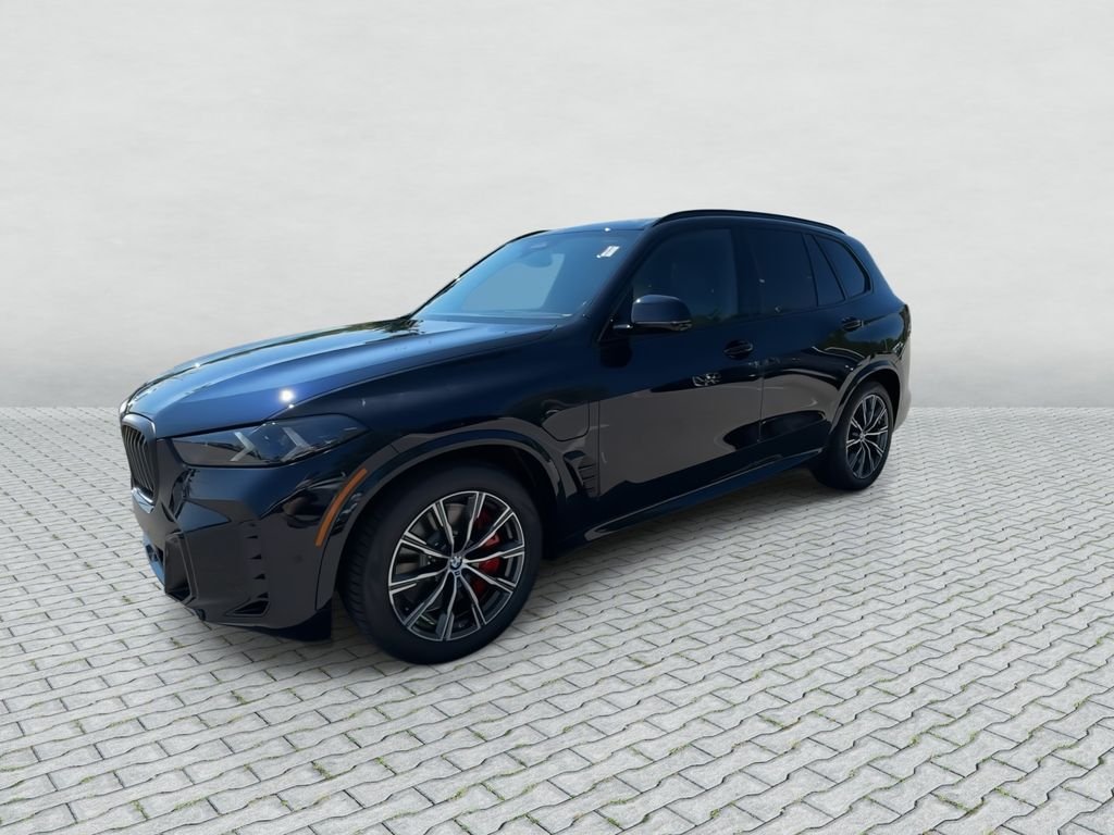 New 2026 Carbon Black Metallic BMW xDrive50e image 4