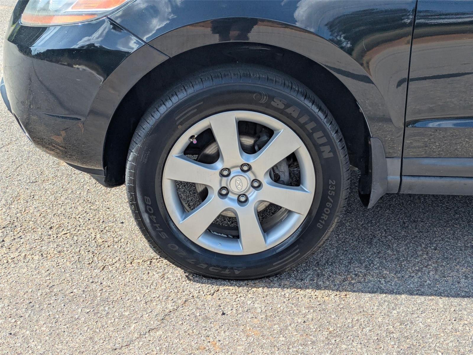 Used 2009 Ebony Black Hyundai Limited image 10