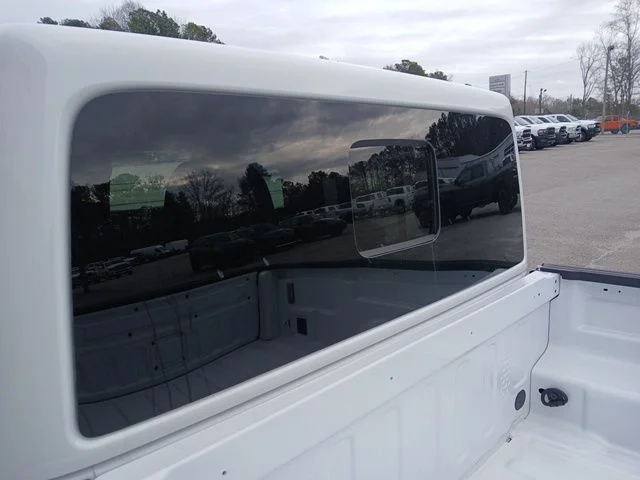 New 2026 Bright White Clear-Coat Exterior Paint Jeep Rubicon image 8