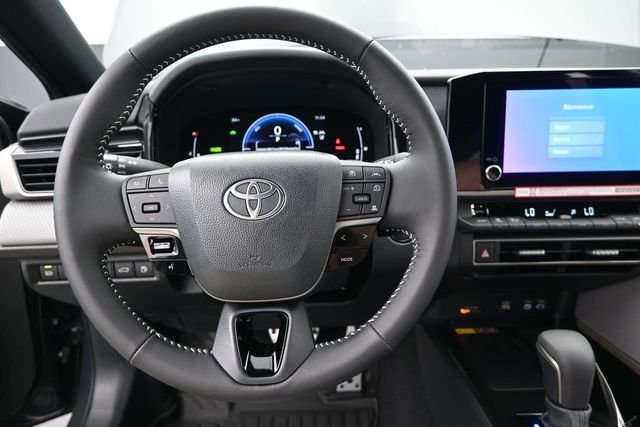New 2026 Underground Toyota SE image 5