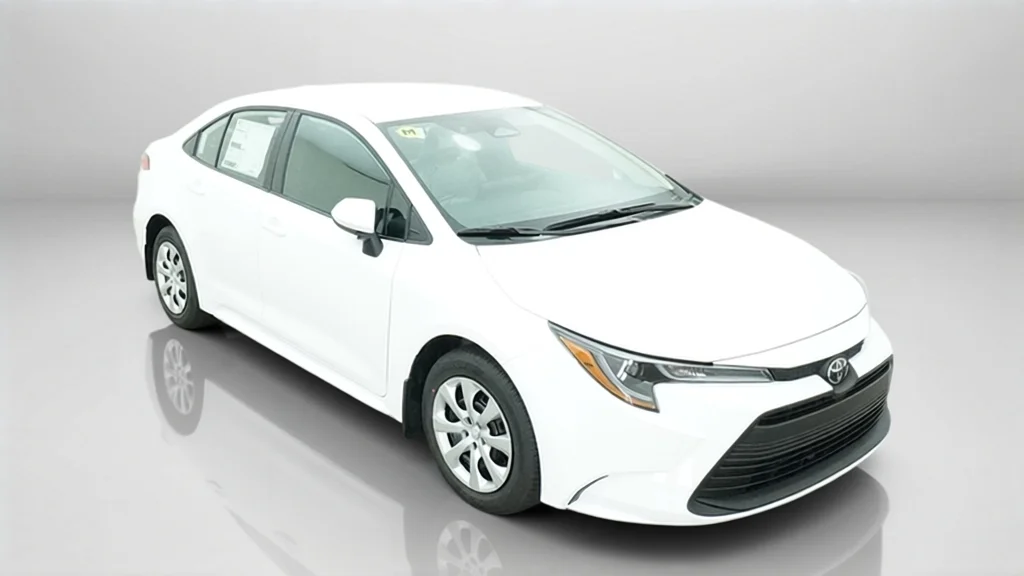 New 2027 Ice Cap Toyota LE image 5