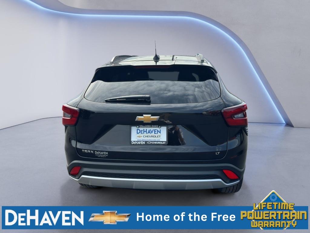 New 2026 Mosaic Black Metallic Chevrolet LT image 4