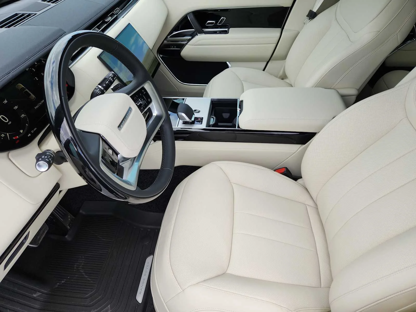 New 2026 Carpathian Grey LAND ROVER SE LWB 7-Seats / V8 image 12