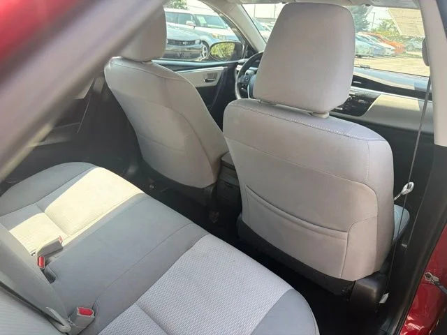 Used 2014 Red Toyota LE image 21