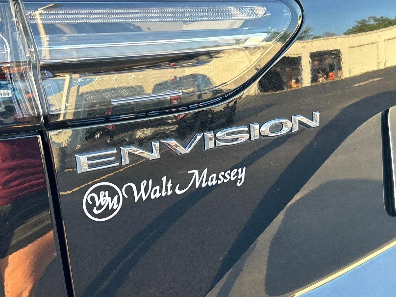 Used 2023 EBONY TWILIGHT METALLIC Buick Avenir image 4