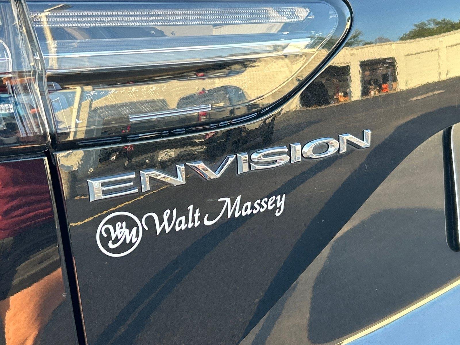 Used 2023 EBONY TWILIGHT METALLIC Buick Avenir image 4