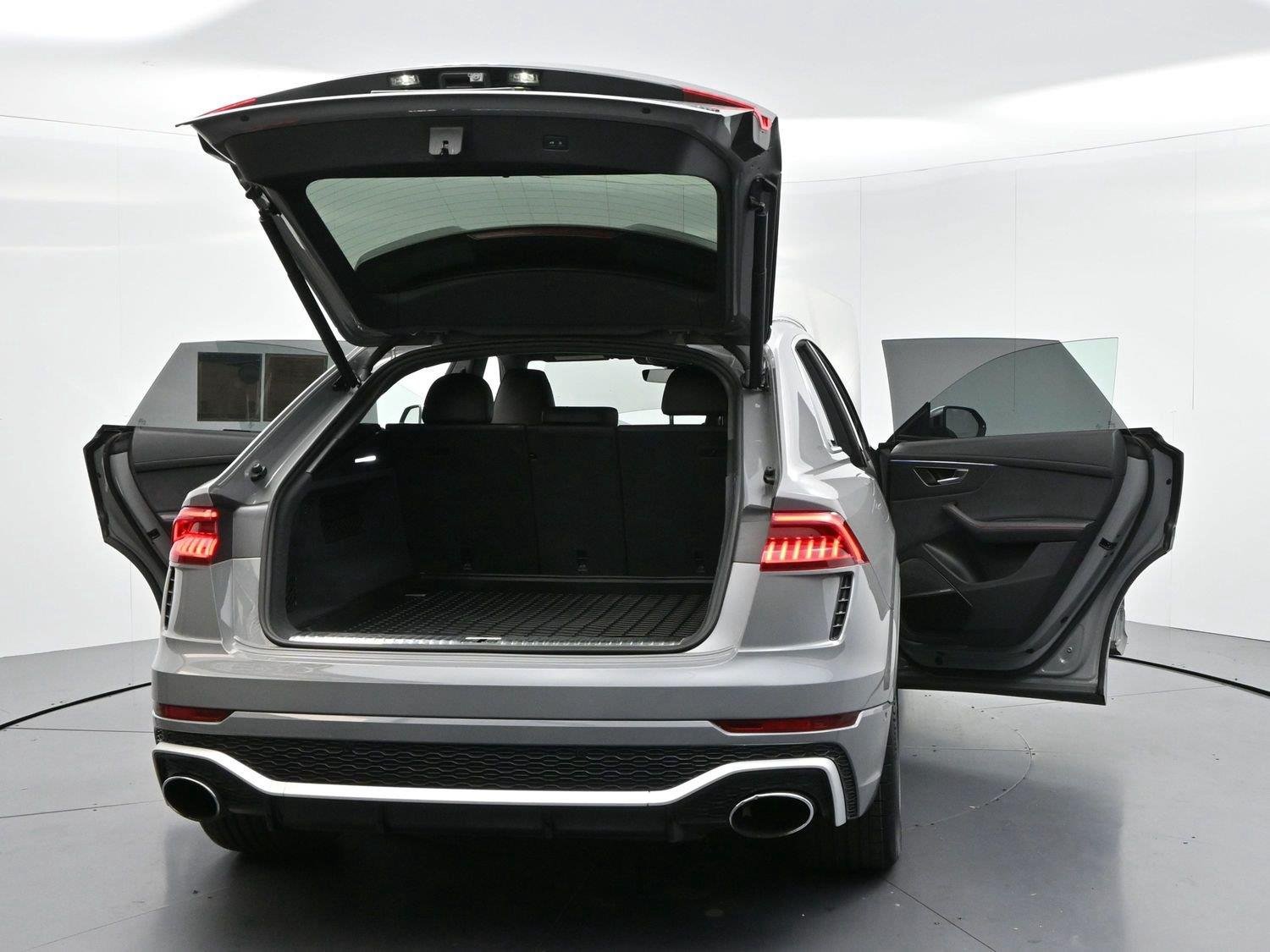 Used 2023 Nardo Gray Audi 4.0 TFSI quattro image 46