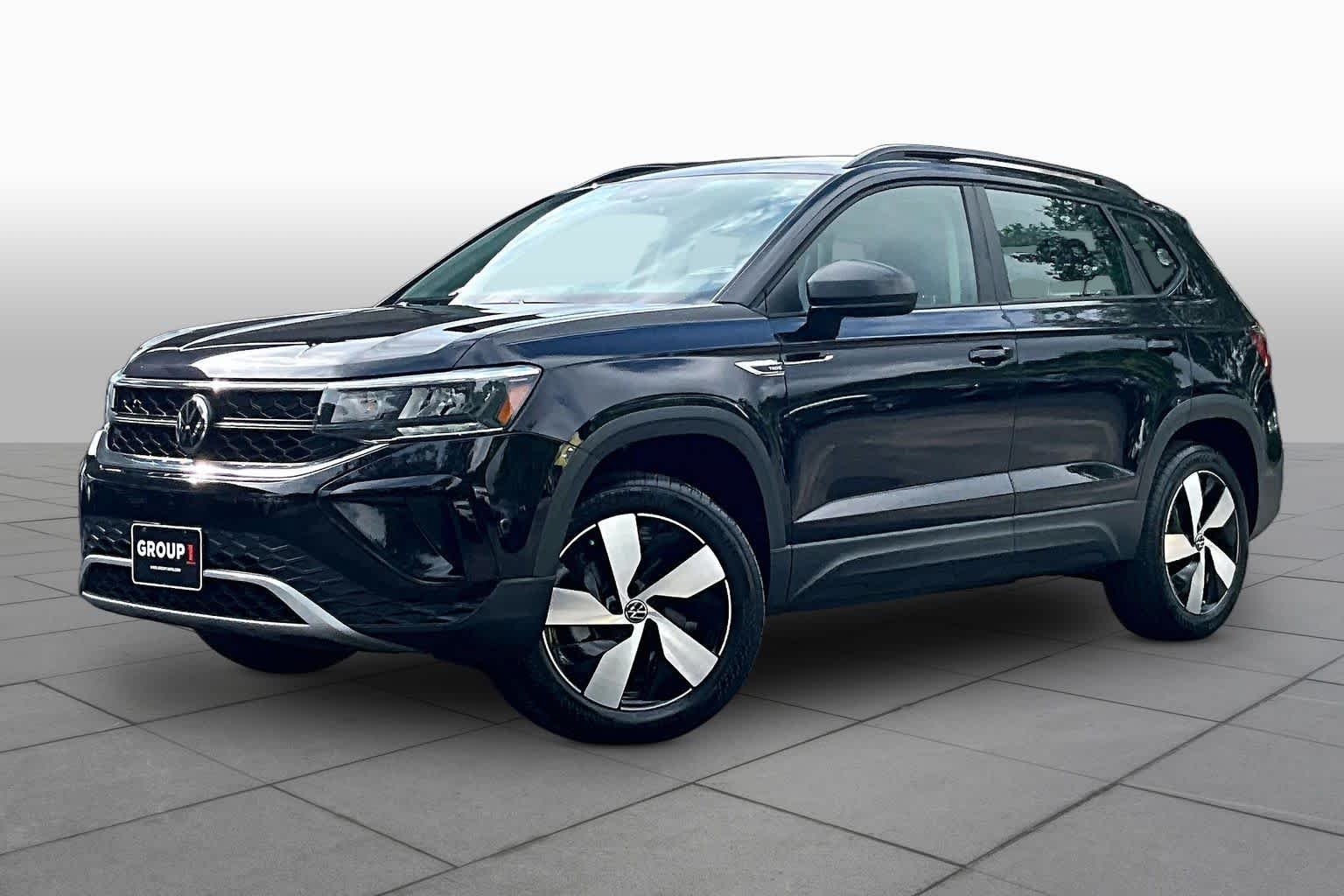2023 Volkswagen Taos 1.5T S 4Motion's photo