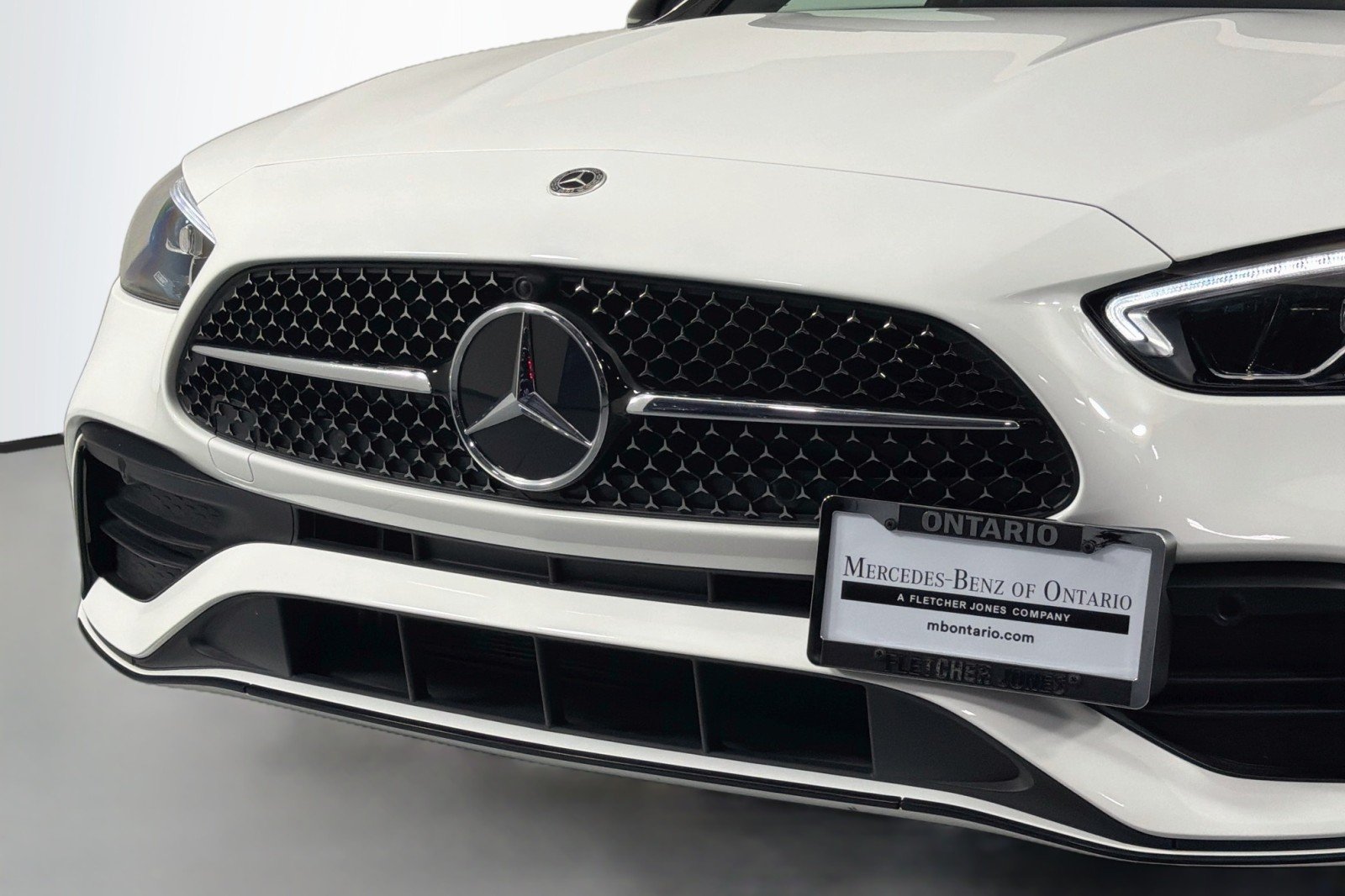 Certified Used 2025 Polar White Mercedes-Benz C 300 image 14