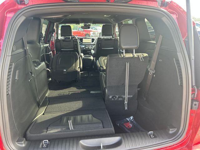 2026 Chrysler Pacifica Select - Photo 35