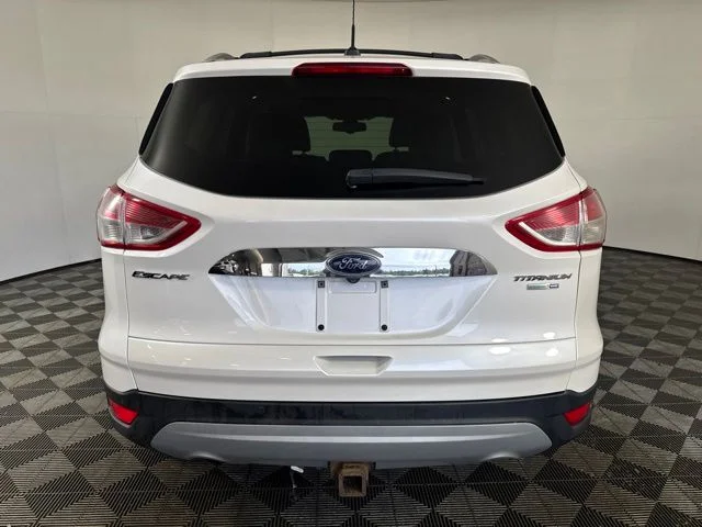 Used 2016 White Platinum Clearcoat Metallic Ford Titanium image 22
