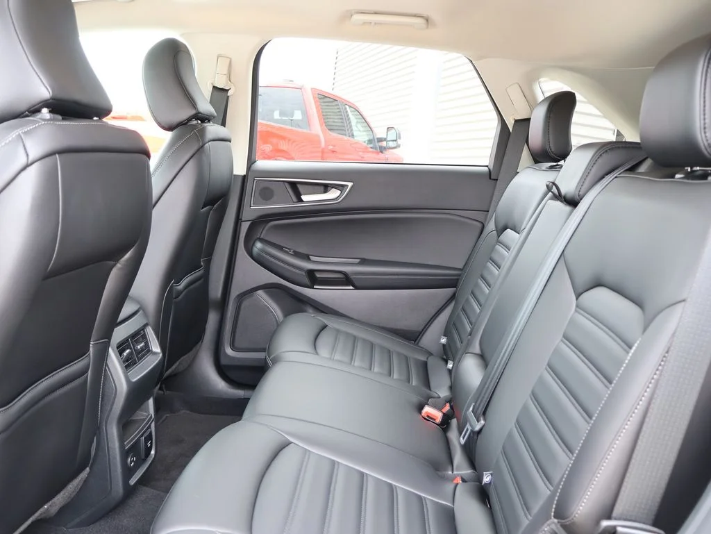 Used 2021 Gray Metallic Ford SEL image 19