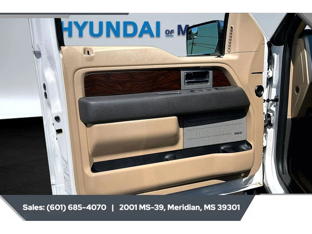 Used 2012 White Platinum Metallic Tri-Coat Ford Lariat image 17