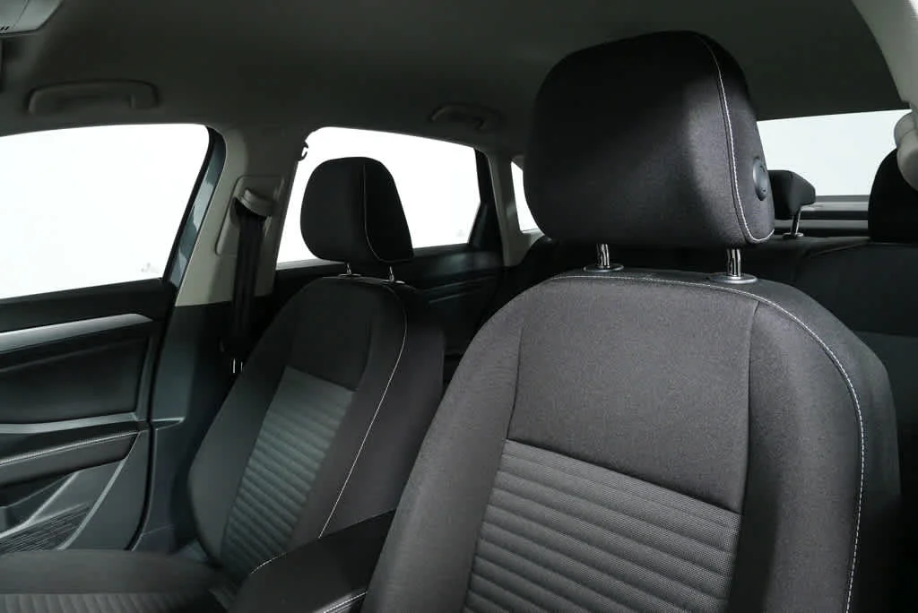 New 2026 Platinum Gray Metallic Volkswagen S image 5