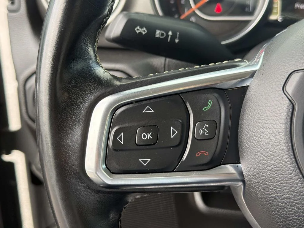 Used 2019 Gray Jeep Unlimited Sahara image 22